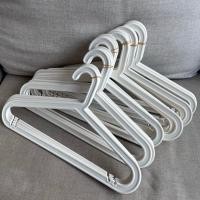 ราคา ไม้แขวนเสื้อ แบรน Ikea จำนวน 24 ชิ้น มือ2 (48854086768)