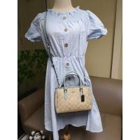 ราคา เดรสแขนตุ๊กตา สีฟ้า หวานๆน่ารัก มือ1 งานนำเข้าป้ายห้อย (6334724399)