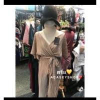 ราคา จั๊มสูทอัดพลีทสีครีม (16506516405)