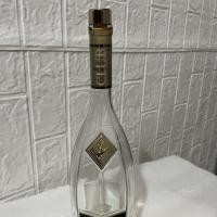 ราคา ของตกแต่งตู้ไวน์ ขวดเปล่า Remy Martin 1.0 กก. สามารถจัดแสดงและสะสมได้ (43679253597)