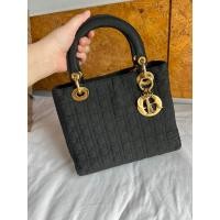 ราคา lady Dior medium แท้100% (22767893853)