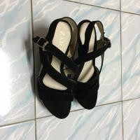 ราคา รองเท้าส้นตึก สูง 3.5” ยี่ห้อ ZARA (1245278671)