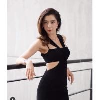 ราคา จั้มสูทขายาวเปิดเอวเว้าไต้ไหล่วีหน้า ด้านหลังไขว้เปิดเว้า จีบหลัง (7284627698)