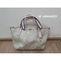 ราคา กระเป๋า coach แท้ รุ่นพัด ขนาด 13 นิ้ว มีสายสะพายข้าง สภาพดี มือ 1 (4506236414)