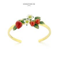 ราคา กำไลข้อมือสตรอว์เบอร์รี กำไลข้อมือดอกไม้ GOODAFTERNINE - Strawberry Forever | Strawberry Blossom Bangle (57460347523)