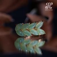 ราคา แหวนหยกเขียว Nephrite MQ ใบมะกอก ชุบYG Marquise Nephrite Green Jade Olive Leaf Ring, Yellow Gold Plated (48007693175)