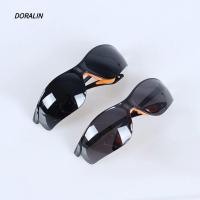 ราคา แว่นตาช่างเชื่อม DORALIN, แว่นตานิรภัยสีดํากันลม, แว่นตากันรอยขีดข่วน, แว่นตากันฝุ่นแว่นตานิรภัยผู้หญิงผู้ชาย (48306322332)