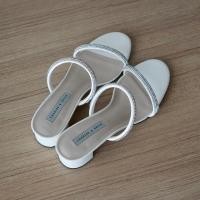 ราคา [แท้] รองเท้า Charles & Keith สีขาว size 39 มือสอง (21479349271)