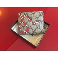 ราคา Snake Printed Gucci Wallet (318924305)