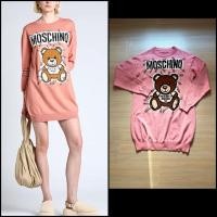ราคา Used Moschino Knit Teddy Embroidered Dress In Pink แท้ จากสองหมื่นกว่า (42625493932)