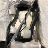 ราคา รองเท้า CHARLES & KEITH มือ 1 (2537361545)