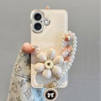 ราคา สวย Off-white ดอกไม้ผู้ถือ Camellia หนัง IMD เคสโทรศัพท์สร้อยข้อมือมุกสําหรับ Iphone 17 16 15 14 pro 14 promax 14 plus 13 pro max 11 12pro Max xsmax XR X XS (28839445500)