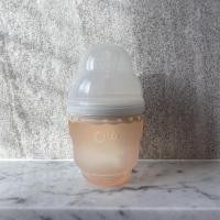 ราคา ขวดนมซิลิโคน Olababy ขนาด 4 ออนซ์ พร้อมจุกสำหรับ 0-3 เดือน (11374468362)