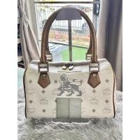 ราคา MCM ทรงหมอน ของแท้% หน้าสิงโต (42377169818)