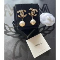ราคา ✅CHANEL EARRING C C WITH PETIT PEARL 2 CM. (22253701872)