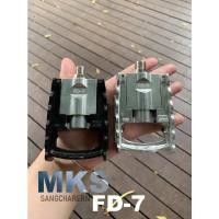 ราคา บันไดสำหรับจักรยานพับ MKS FD-7 Made in Japan สะดวก คุณภาพสูง สีเงิน สีดำ (20555169160)