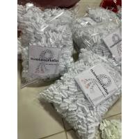 ราคา ดอกรัก ดอกรักสีขาว ถุงกลาง ปริมาณ 450-500ดอก พร้อมส่ง สีขาวจ๊วก สีขาว จร้า มีรู ร้อยมาลัย หรือเสียบ ดอกรักพลาสติก อย่างด (40751984882)