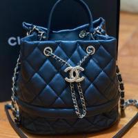 ราคา like new : chanel drawstring size mini black caviar ghw holo 28 (5639582338)