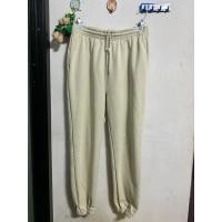 ราคา กางเกงขาจั๊ม Uniqlo Sweatpants มือสองของแท้ (57551500873)