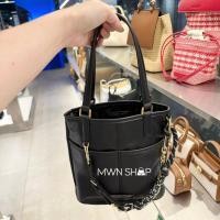 ราคา Charles&keith มีโค้ดลด Addison Knotted-Rope Reversible Tote Bag กระเป๋าสะพายข้าง กลับด้านใช้งานได้ 2 ด้าน ของแท้จากชอป (41953730278)