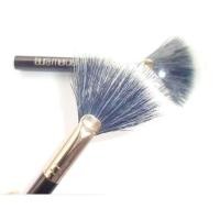 ราคา Laura Mercier Mini Fan Brush แปรงปัดขนาดมินิ (8970066581)