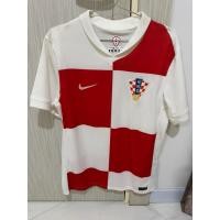 ราคา Croatia Home Jersey Nike Dri-Fit ของแท้ Size M เสื้อทีมชาติโครเอเชีย (53456961981)