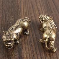 ราคา [พร้อมสต็อก] ทองเหลืองบริสุทธิ์ปี่เซียะเครื่องประดับขนาดใหญ่ย้อนยุคเครื่องทองแดงโต๊ะทํางานสไตล์จีนชาสัตว์เลี้ยงแผงลอยทองแดงงานฝีมือ WJG (54709405914)
