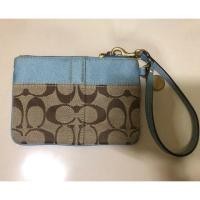 ราคา ของแท้ 100% กระเป๋า Coach คล้องมือมือสอง (7134207884)