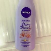 ราคา NIVEA Oil In Lotion Cherry Blossom and Jojoba Oil 400 ml. (6035711635)