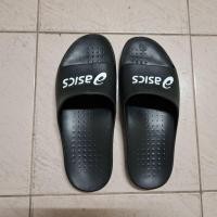 ราคา รองเท้าแตะ ASICS Black/White Size US 9 ของแท้ มือสอง สภาพดี (54059385661)