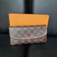 ราคา Used LV emilie wallet (4834725131)