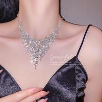 ราคา สร้อยคอโชคเกอร์ สร้อยคอเพชรระย้า เพชรสีเงิน เครื่องประดับปรับได้ สร้อยคอดีไซน์หรูหราแฟชั่นโซ่คอ SS29 (29162978487)