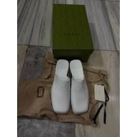 ราคา Gucci รองเท้า ยาง ของแท้ 100% สูง 2.2 นิ้ว ไซส์ 40 ขนาด 26 cm. ซื้อเองจาก ฝรั่งเศส (40320601106)