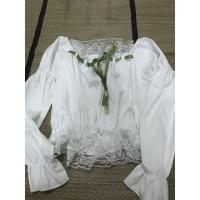 ราคา เสื้อเปิดไหล่สีขาว ริบบิ้นผูกสีเขียว (3967998337)