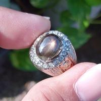 ราคา แหวนพลอยบุษราคัมธรรมชาติ / ไพลินสตาร์ 09 (44860526220)