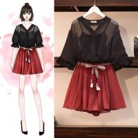 ราคา Set_bp1769 ชุดเซ็ท(เสื้อ+กางเกง) เสื้อชีฟองสีดำทรงโอเวอร์ไซส์กระดุมหน้าพร้อมเสื้อสายเดี่ยวตัวใน+กางเกงขาสั้นอัดพลีท (3464934838)