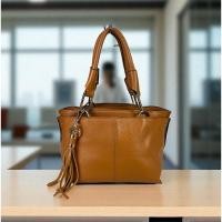 ราคา กระเป๋าถือหนังแท้ Khaiu แบรนด์แท้มือสองนำเข้าตู้ญี่ปุ่น สภาพสวย (44414841732)