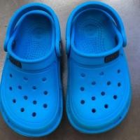 ราคา รองเท้าเด็ก Crocs kid รุ่น duet sport เบอร์ C7 ของแท้ มือสอง สภาพสวย (1177825465)