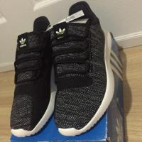 ราคา Adidas Tubular shadow knit 23.5cm ใหม่ ป้ายห้อยจ้าาาา!! (897469243)