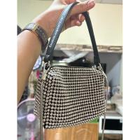 ราคา กระเป๋าอเล็ก แวง รุ่นเพชร คลอสบอดี้ (23944112445)