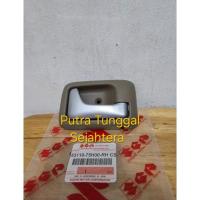 ราคา RH มือจับประตูด้านในขวา CREAM SILVER APV 83110-75H00-RH CS (54607072807)