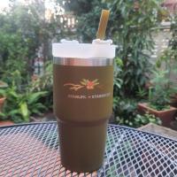ราคา 2022 Starbucks Olive Green Stanley Cold Cup 20 oz. (19780341314)