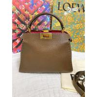 ราคา fendi peekaboo iconic essentially (6986855897)