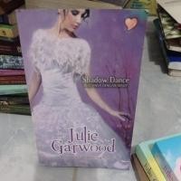 ราคา Shadow Dance โดย Julie Garwood (9322154413)