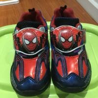 ราคา รองเท้าผ้าใบSpider man มีไฟ (มือ2) (797072540)