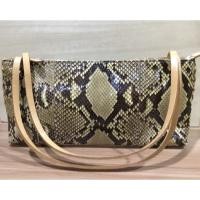 ราคา กระเป๋าสะพายหนังงูแท้ สินค้าญี่ปุ่นมือสอง (5213951209)