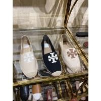 ราคา (ผ่อน0%)10เดือน (รับประกันของแท้) Tory Burch ESTON FLAT ESPADRILLE รองเท้าคัทชู ด้านหน้าประดับโลโก้สี (1237178389)
