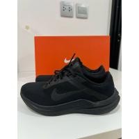 ราคา Nike winflo 10 รองเท้าวิ่ง ไซส์ 39 ของแท้มือสอง (28725738000)