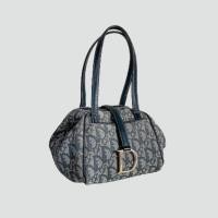 ราคา Christian Dior Mini Diorissimo Trotter bag (19737896652)