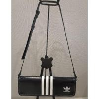ราคา Balenciagaกระเป๋าทรงคล้องไหล่ได้ครอสได้สายปรับได้ หนังแท้สีดำแทบขาว ขนาด12.5" (26983772234)